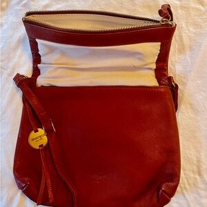 Margot Robbie Brown Leather Cross Body Purse.